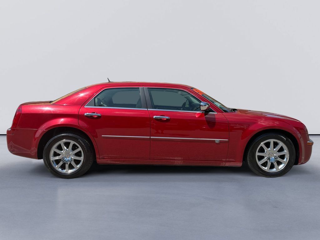 Used 2008 Chrysler 300 C w/ Navigation & Sound Group II RWD image 2