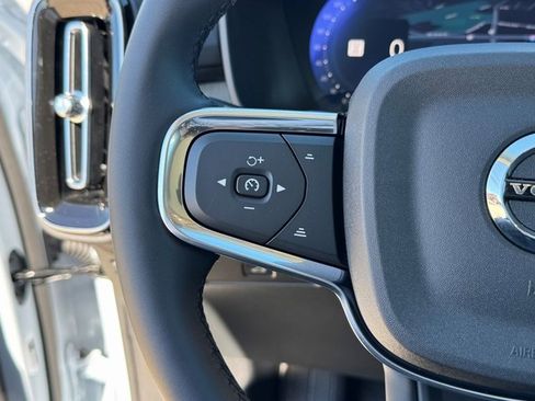 New 2026 Volvo XC40 B5 Plus w/ Protection Package Premier image 30