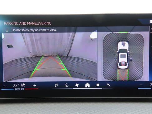 New 2026 BMW 330i Sedan w/ M Sport Package image 15