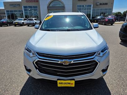 Used 2020 Chevrolet Traverse LT