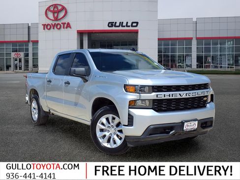 Used 2022 Chevrolet Silverado 1500 Custom image 1