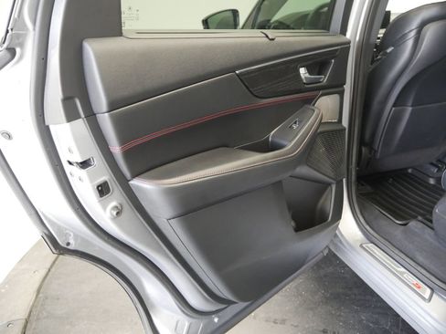 Used 2023 Acura MDX Type S AWD/4WD image 17