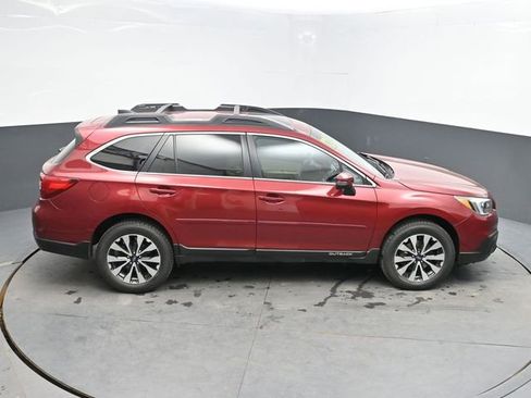 Used 2017 Subaru Outback 2.5i Limited AWD/4WD image 25