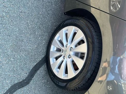 Used 2015 Honda Accord EX-L image 10
