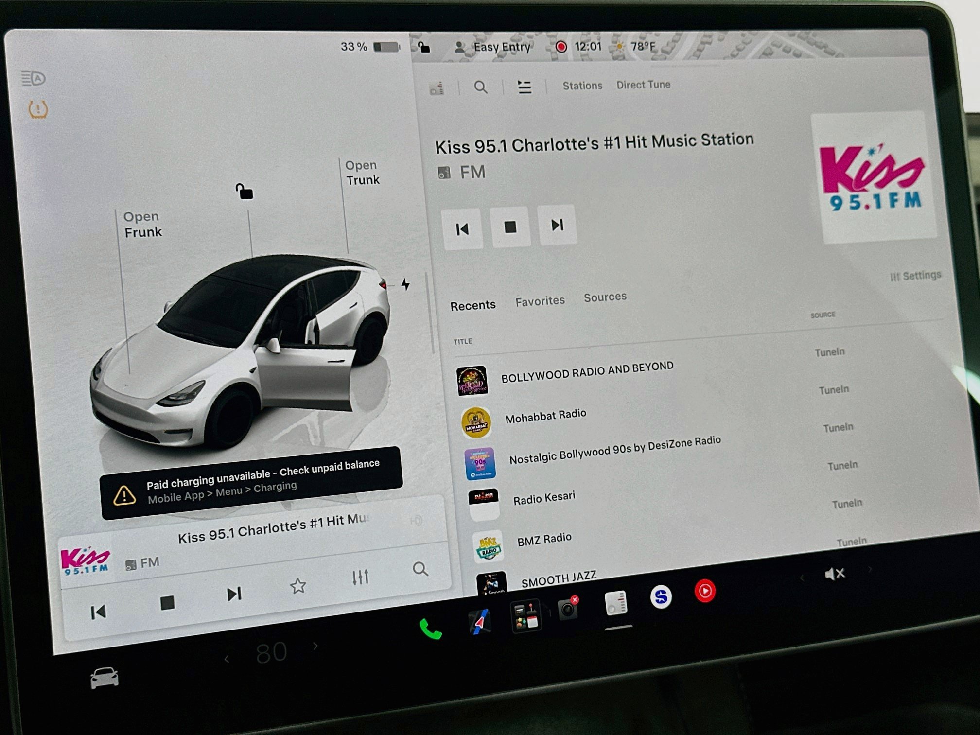 Used 2024 Tesla Model Y Long Range AWD/4WD image 19