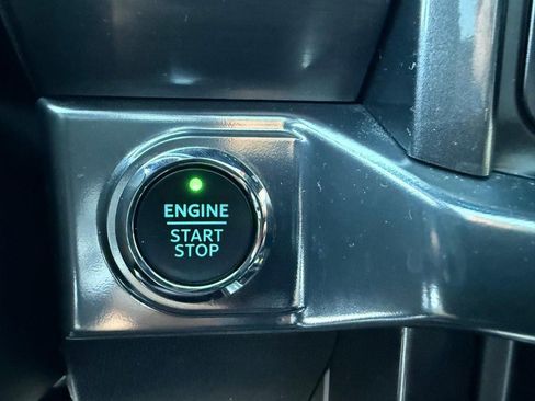 Used 2023 Ford F150 Lariat w/ Equipment Group 502A High AWD/4WD image 29