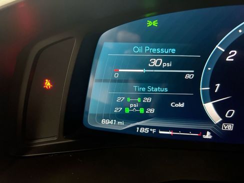 Used 2023 Chevrolet Corvette Stingray Premium Cpe w/ Z51 Performance Package RWD image 13