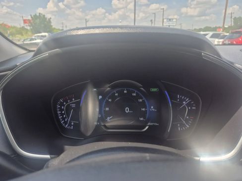 Used 2020 Hyundai Santa Fe SEL w/ Convenience Package FWD image 30