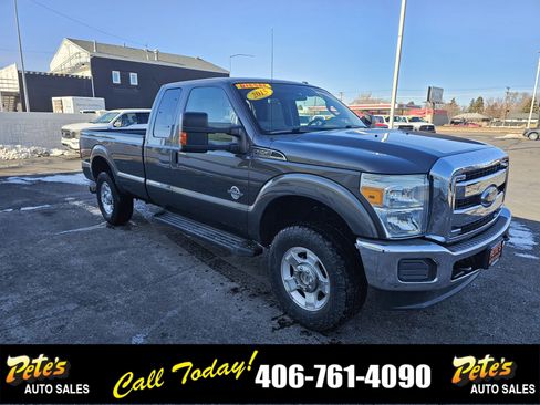 Used 2015 Ford F250 XLT w/ XLT Interior Package image 6
