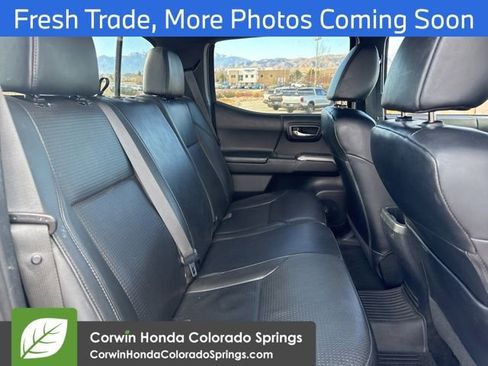 Used 2018 Toyota Tacoma Limited image 7