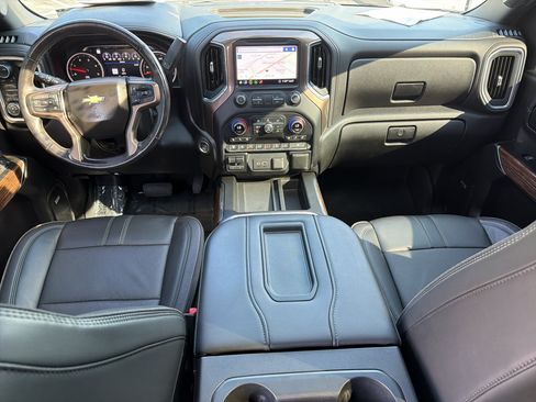 Used 2020 Chevrolet Silverado 3500 High Country w/ Technology Package AWD/4WD image 12