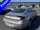 Certified 2023 Hyundai Sonata SE w/ Preferred Accessory Package image 6