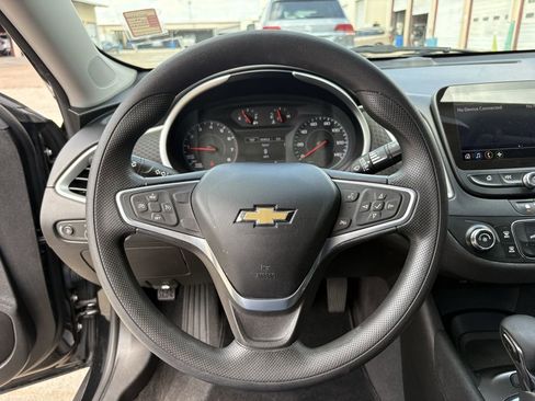 Used 2022 Chevrolet Malibu LS w/ LPO, Convenience Package 1 FWD image 15