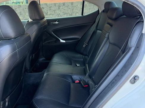 Used 2010 Lexus IS 250 RWD image 18