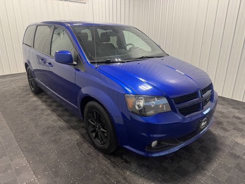 Used 2019 Dodge Grand Caravan GT image 2