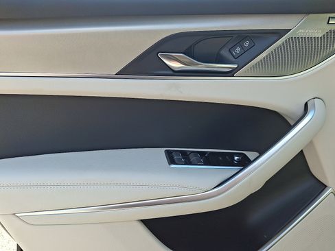 New 2026 Jaguar F-PACE R-Dynamic S AWD/4WD image 10