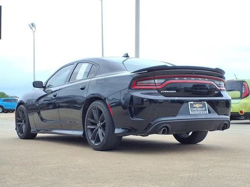 Used 2022 Dodge Charger GT w/ Performance Handling Group RWD image 7