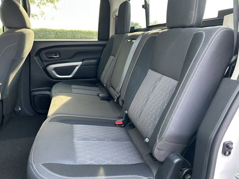Used 2023 Nissan Titan SV image 25