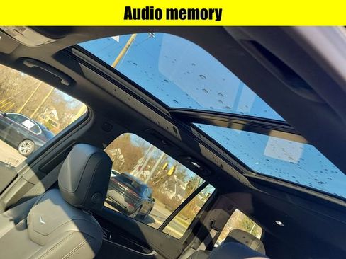 Used 2025 Cadillac XT6 Premium Luxury w/ Technology Package image 20