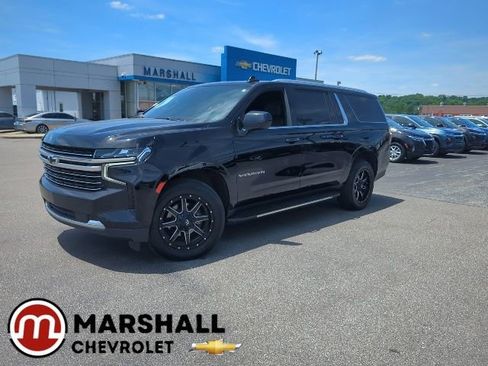Used 2022 Chevrolet Suburban LT AWD/4WD image 1