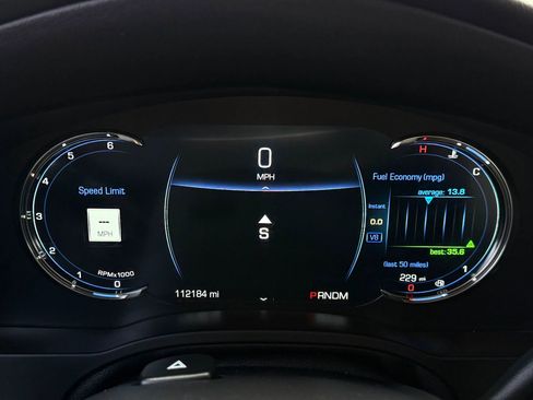 Used 2016 Cadillac Escalade Luxury RWD image 21