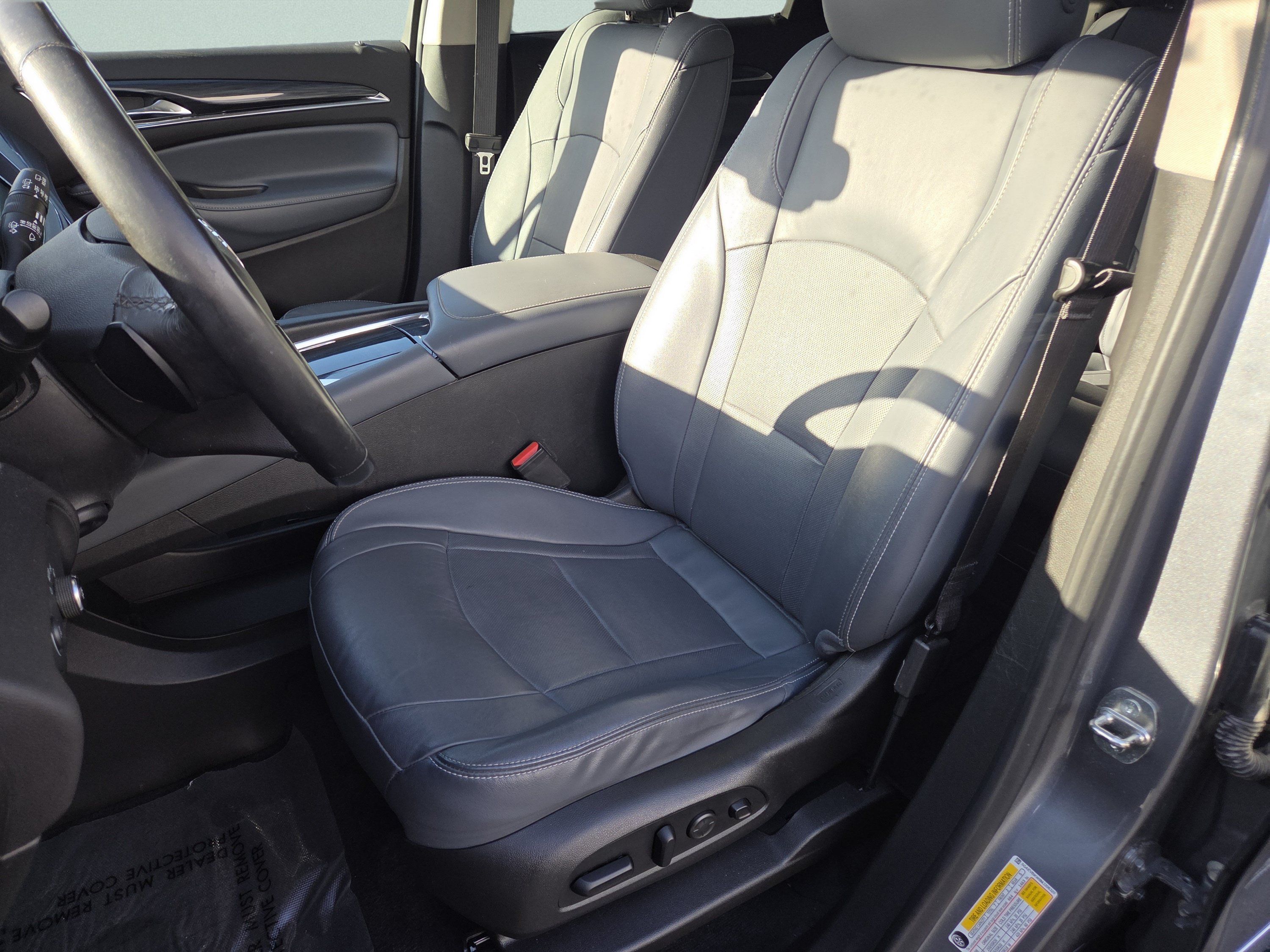 Used 2021 Buick Enclave Premium w/ Sun and Sites Package AWD/4WD image 6