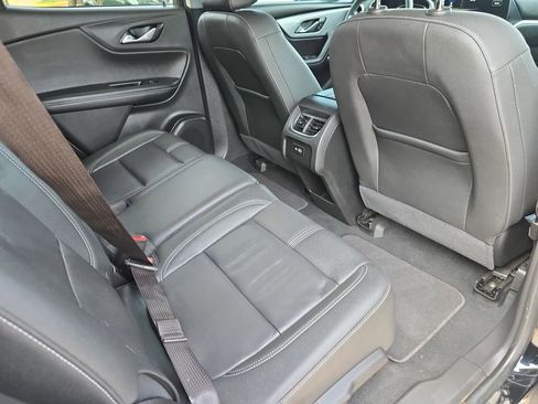 Used 2023 Chevrolet Blazer LT FWD image 11
