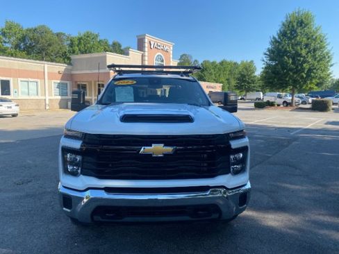 Used 2024 Chevrolet Silverado 3500 W/T w/ WT Convenience Package image 10