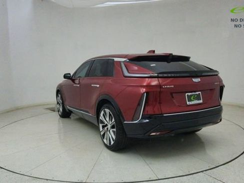 Used 2024 Cadillac Lyriq Luxury w/ LPO, Floor Liner Package image 69