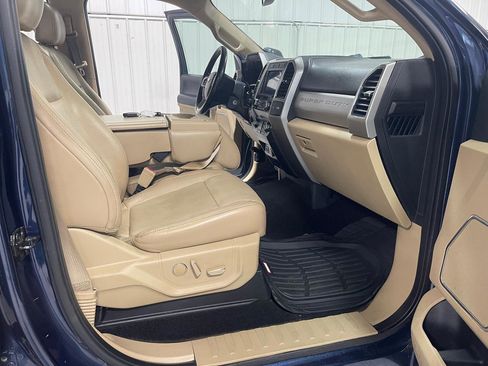 Used 2019 Ford F250 Lariat w/ Lariat Value Package AWD/4WD image 15