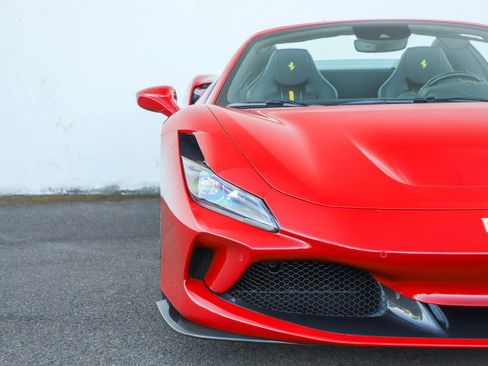 Certified 2022 Ferrari F8 Tributo RWD image 54