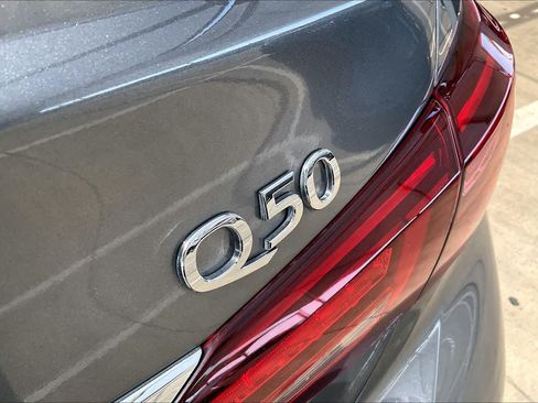 Used 2018 INFINITI Q50 Pure RWD image 10