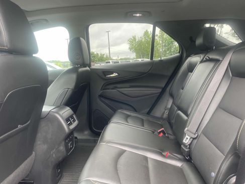 Used 2020 Chevrolet Equinox Premier FWD image 11