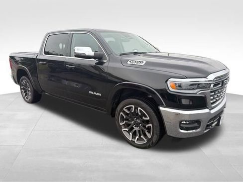 Used 2025 RAM 1500 Limited AWD/4WD image 13