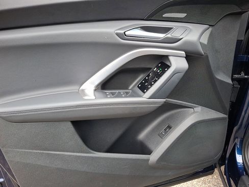 Certified 2025 Audi Q5 2.0T Premium Plus w/ Premium Plus image 13