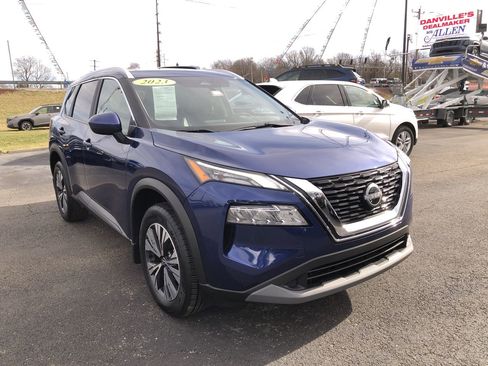 Used 2023 Nissan Rogue SV w/ SV Premium B Package image 7