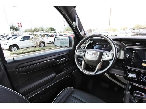 Used 2023 GMC Sierra 1500 AT4X image 6