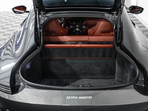 Used 2020 Aston Martin V8 Vantage Coupe image 37