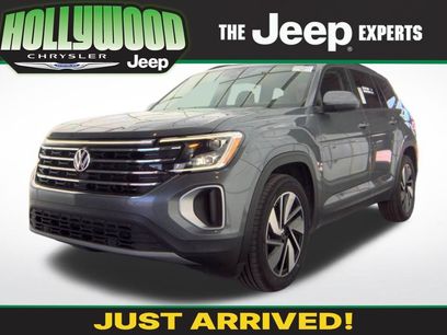 Used 2025 Volkswagen Atlas SE