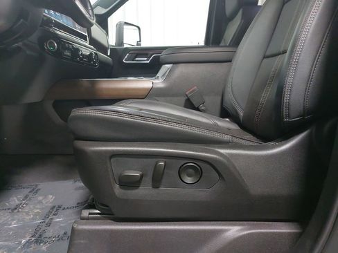 Used 2024 Chevrolet Silverado 3500 High Country w/ High Country Premium Package image 30