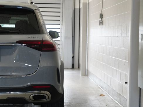 New 2026 Mercedes-Benz GLE 450 GLE 450 image 13