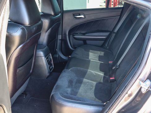 Used 2019 Dodge Charger Scat Pack w/ Dynamics Package image 20