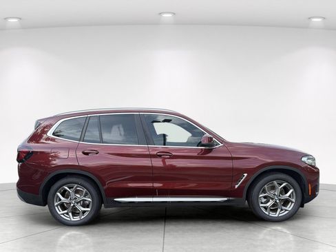 Used 2023 BMW X3 sDrive30i w/ Convenience Package RWD image 3
