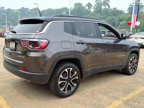 Used 2023 Jeep Compass Limited AWD/4WD image 7