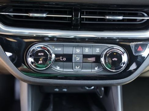 New 2026 Buick Envista Sport Touring w/ Convenience I Package FWD image 19