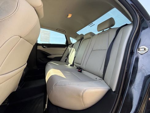 Used 2018 Honda Accord EX-L image 10
