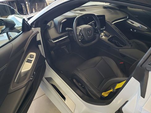 Used 2023 Chevrolet Corvette Stingray Coupe w/ 1LT RWD image 7