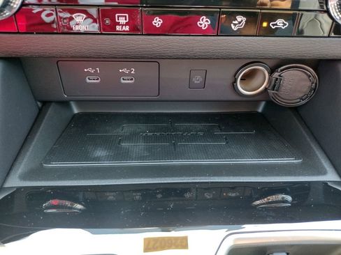 New 2026 Mitsubishi Outlander AWD image 25