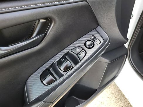 Used 2025 Nissan Sentra S image 14