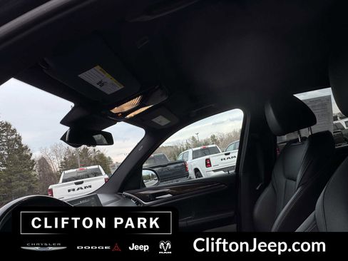 Used 2023 BMW X3 xDrive30i AWD/4WD image 27
